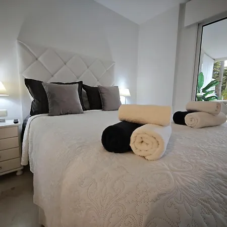 Luxury Frontline - Ehhouse