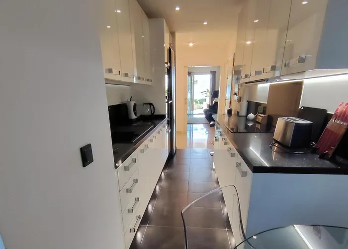 Luxury Frontline - Ehhouse