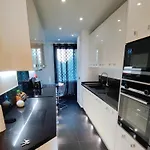 Luxury Frontline - Ehhouse Apartment