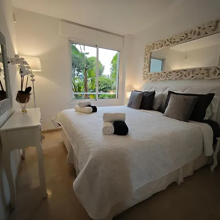 Апартаменты Luxury Frontline - Ehhouse *